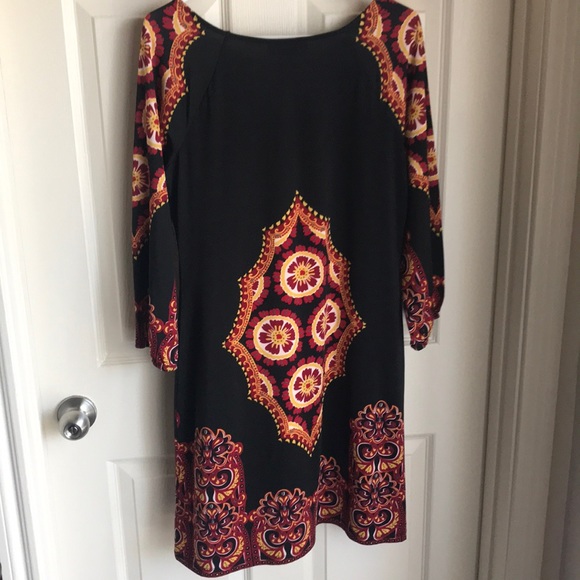 Super cute shift dress - Picture 2 of 4